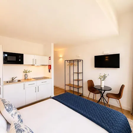 Hotel Ribeira Porto By Mystay - Self Check-In Hotel